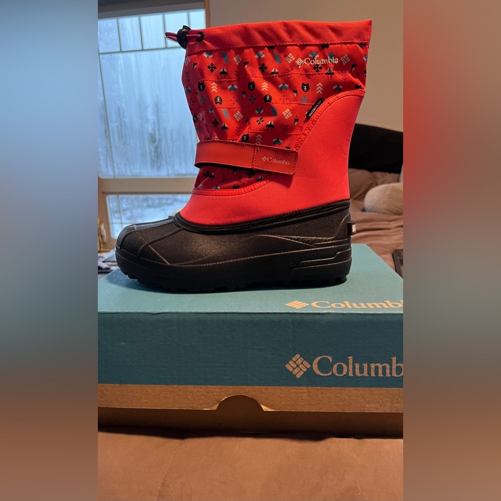 Girls Columbia Snow Boots (youth)
